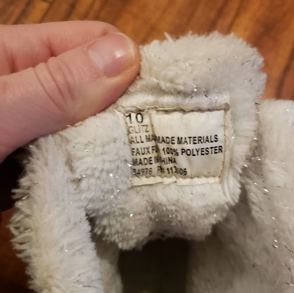 Winter Ready Girls size 10T winter boots - Picture 5 of 11